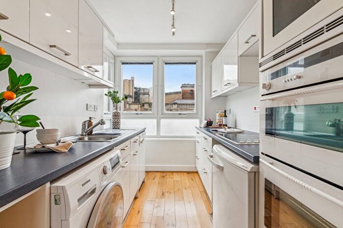 2 Bedroom Flat For Sale In Chelsea Towers, Chelsea Manor Gardens, SW3