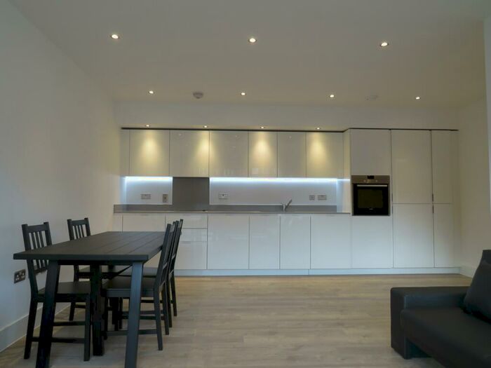 2 Bedroom Flat To Rent In Lyon Road, Harrow, HA1