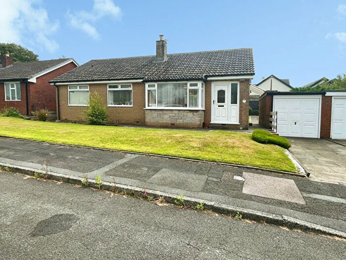 3 Bedroom Detached Bungalow For Sale In Sandray Close, Ladybridge, BL3