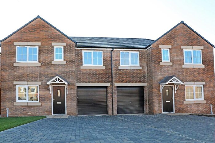 4 Bedroom Semi-Detached House To Rent In Wallington Drive, Darlington, County Durham, DL1