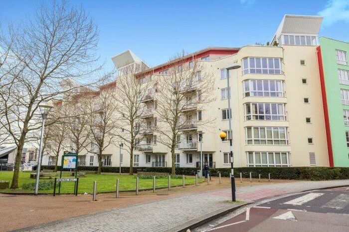 1 Bedroom Flat To Rent In The Crescent, Bristol, BS1