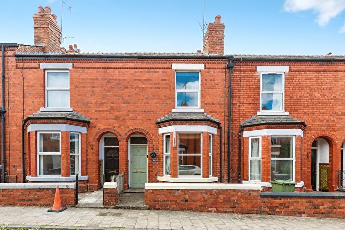 3 Bedroom Terraced House For Sale In Salisbury Street, Chester, CH1