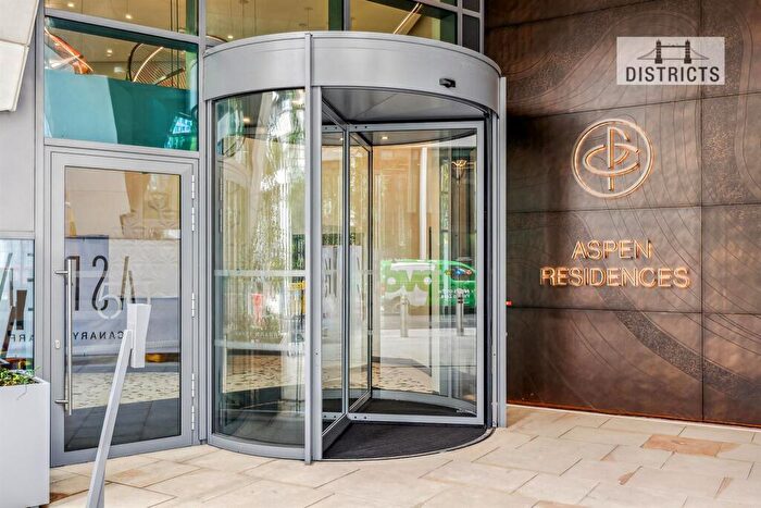 2 Bedroom Apartment To Rent In Aspen Tower, Marsh Wall, E14