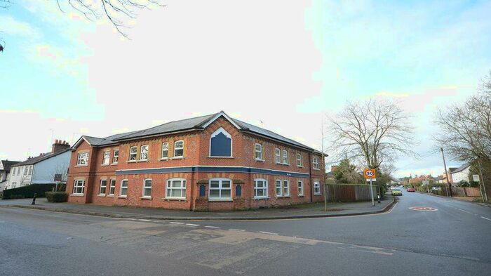 2 Bedroom Apartment To Rent In Charnwood Lodge, SL4