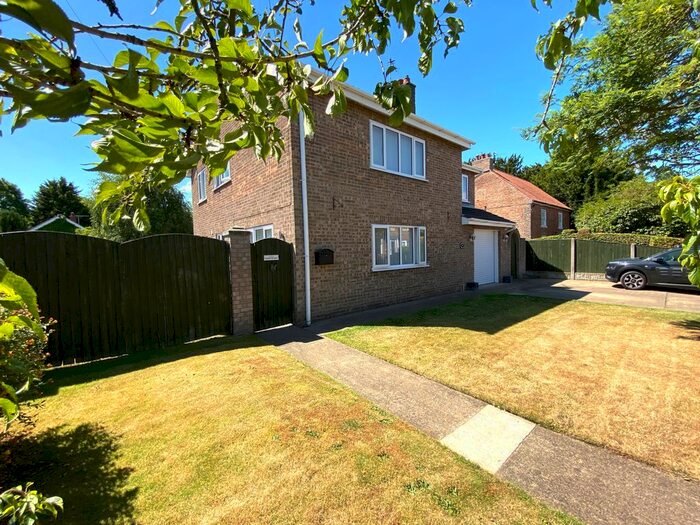 5 Bedroom Detached House For Sale In Back Lane, East Cowick, Goole, DN14