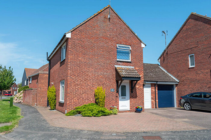 3 Bedroom Detached House For Sale In Mill Pouch, Trimley St. Mary, IP11