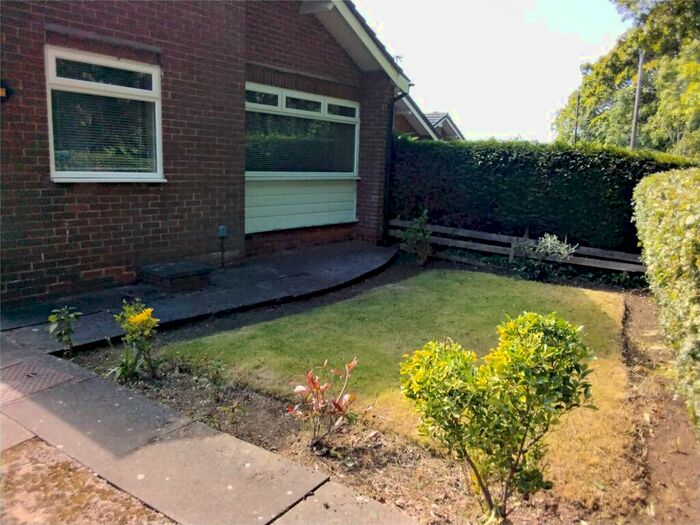 2 Bedroom Bungalow To Rent In Oakdale Close, Dumpling Hall, Newcastle Upon Tyne, NE15