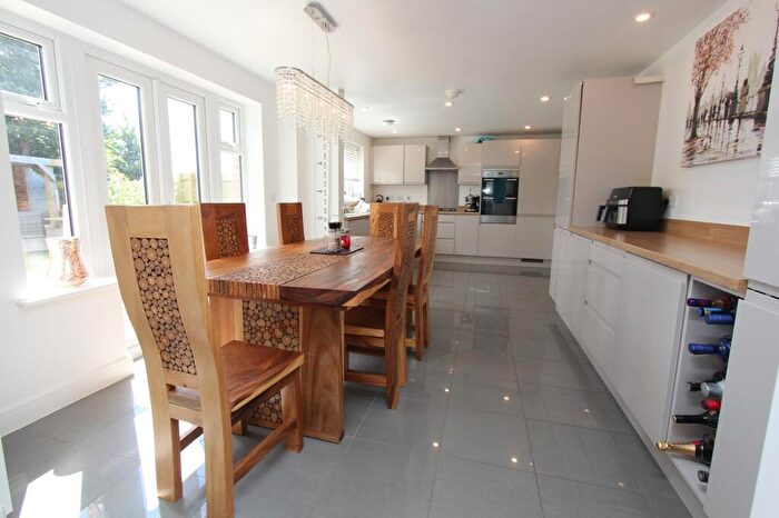 4 Bedroom Detached House For Sale In Greenmeadow Way, Rhoose, CF62