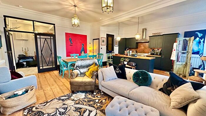 1 Bedroom Flat For Sale In Marina, St. Leonards-On-Sea, TN38