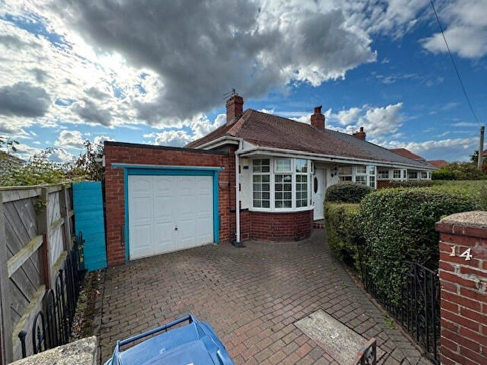 2 Bedroom Bungalow For Sale In Forster Avenue South Shields, NE34