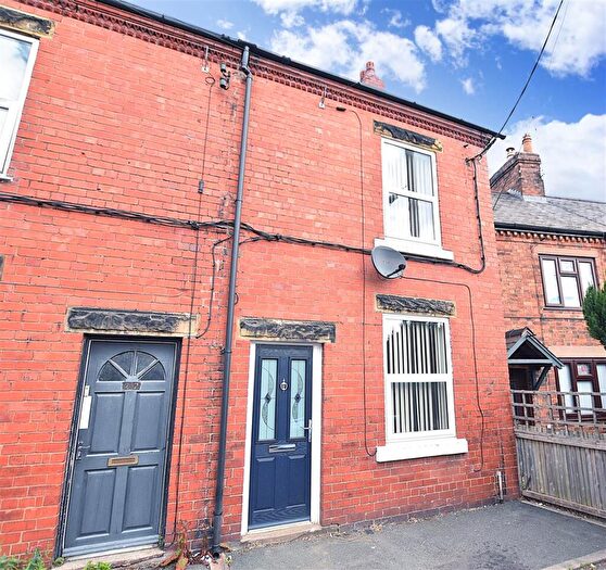 2 Bedroom End Of Terrace House For Sale In High Street, Rhostyllen, Wrexham, LL14