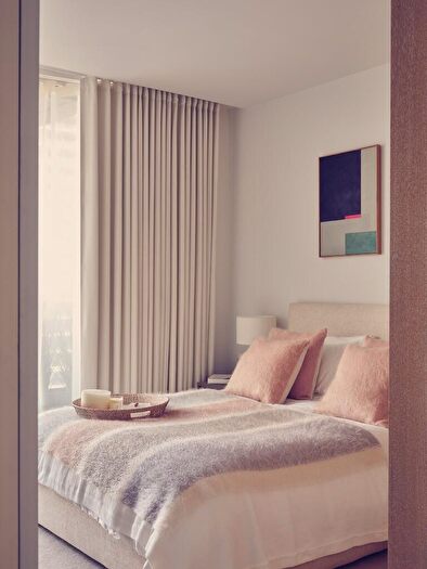 2 Bedroom Apartment For Sale In Canary Wharf, London, E14