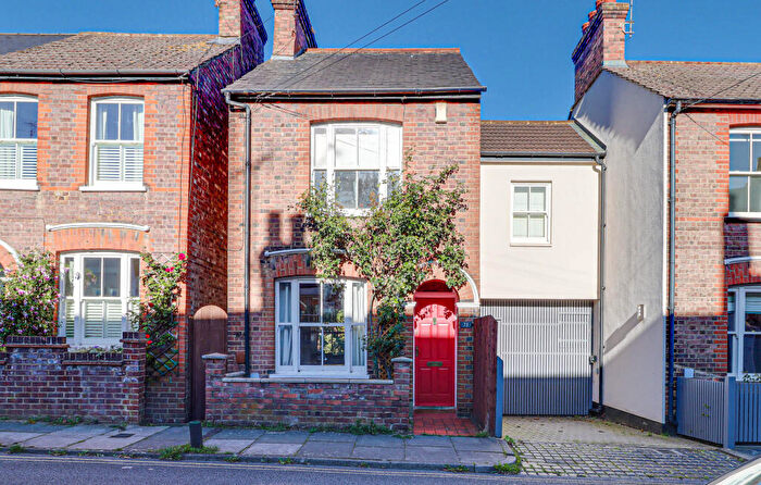 2 Bedroom Semi-Detached House For Sale In Bernard Street, St Albans, AL3