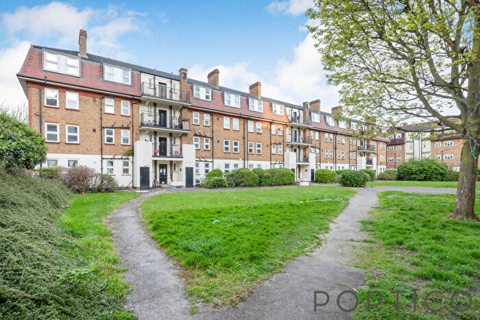 3 Bedroom House To Rent In Germander Way, West Ham, London, E15