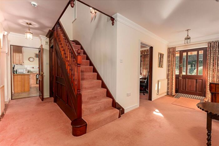 4 Bedroom Detached House For Sale In Manor Road, Adderbury, Banbury, OX17