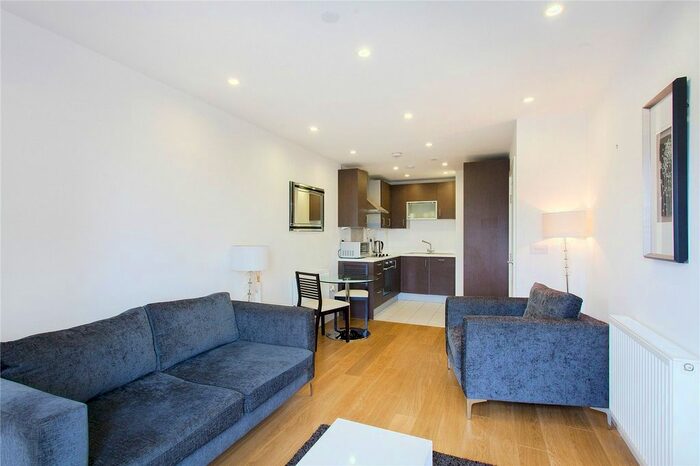 1 Bedroom Flat To Rent In Wilson Tower, Christian Street, London, E1
