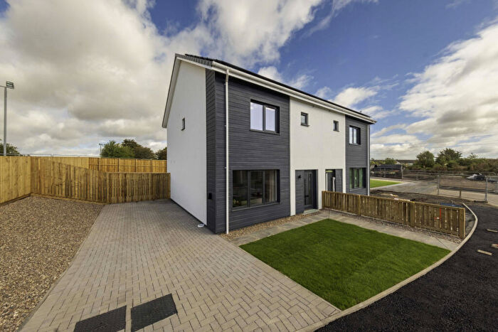 3 Bedroom Semi Detached House For Sale In Tranent Grove, Dundee, DD4