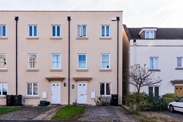5 Bedroom House To Rent In Middlewood Close, Bath, BA2