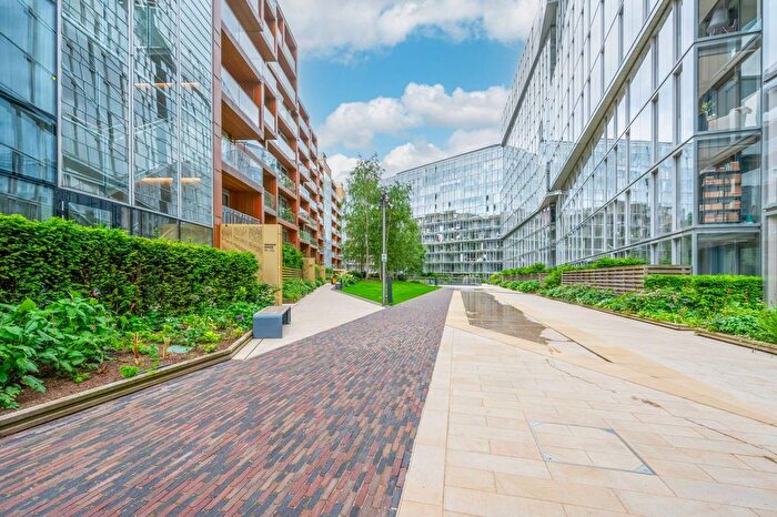 1 Bedroom Flat To Rent In Circus Road West, Battersea Power Station, London, SW11