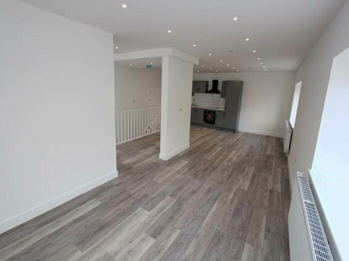 2 Bedroom Duplex To Rent In St Nicholas Road, Barry, Vale Of Glamorgan, CF62