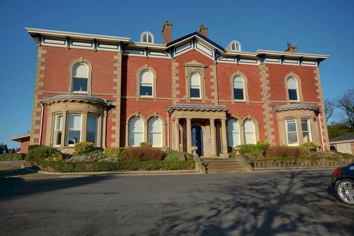 2 Bedroom Apartment To Rent In Westcliffe Road, Birkdale, Southport, PR8