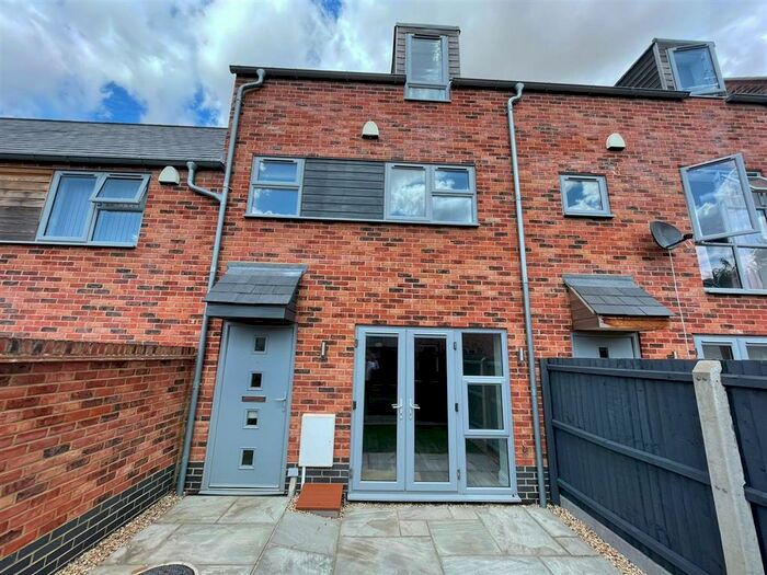 3 Bedroom House To Rent In Vincent Court, Dereham, NR19