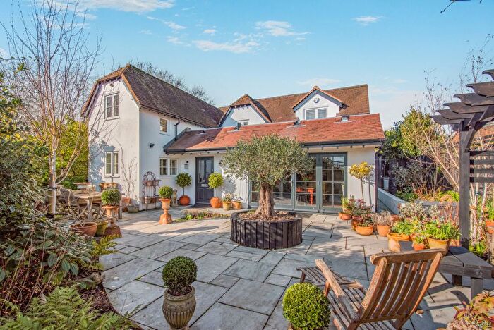 3 Bedroom Detached House For Sale In Lumley Road, Emsworth, Hampshire, PO10