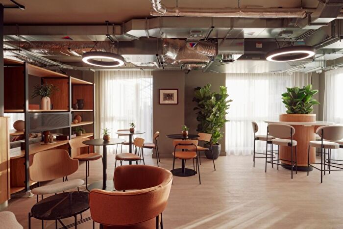 3 Bedroom Apartment To Rent In The Junction Leeds, LS12