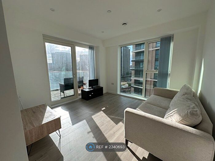 2 Bedroom Flat To Rent In London, London, E16