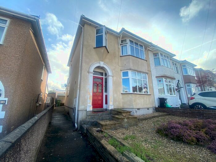 4 Bedroom Semi-Detached House To Rent In Mackie Road, Filton, Bristol, BS34