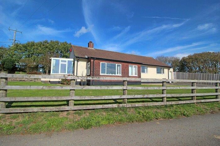 4 Bedroom Bungalow To Rent In Stibb, Bude, EX23