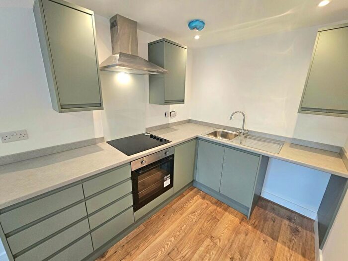 1 Bedroom Flat To Rent In Linley Court, Bingham, Nottingham, Nottinghamshire, NG13