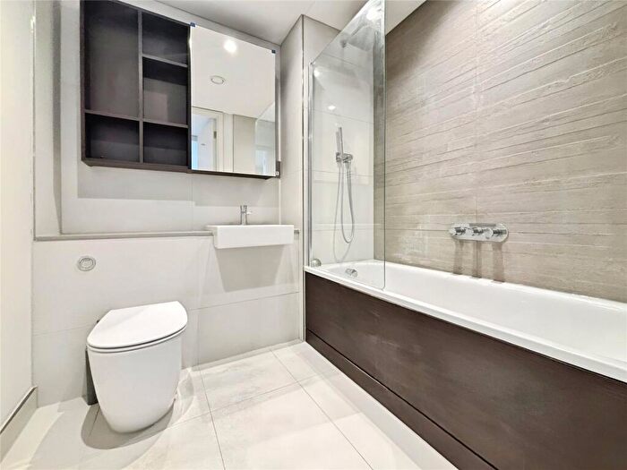 1 Bedroom Flat To Rent In Arklow Road, London, SE14