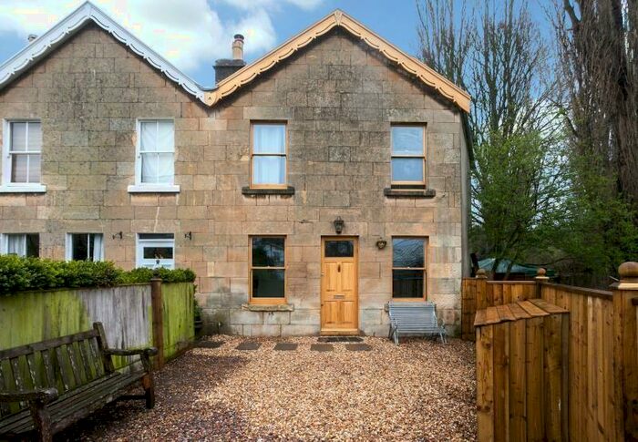 3 Bedroom Terraced House To Rent In Larkhall Terrace, Bath, BA1