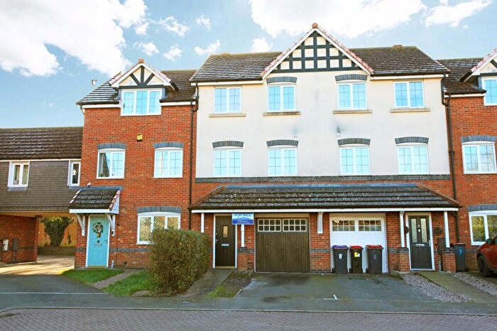 4 Bedroom Terraced House For Sale In Phoenix Close, Donnington, Telford, TF2