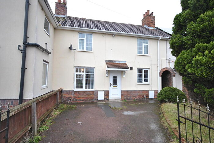 3 Bedroom Terraced House To Rent In Central Drive, New Rossington, DN11