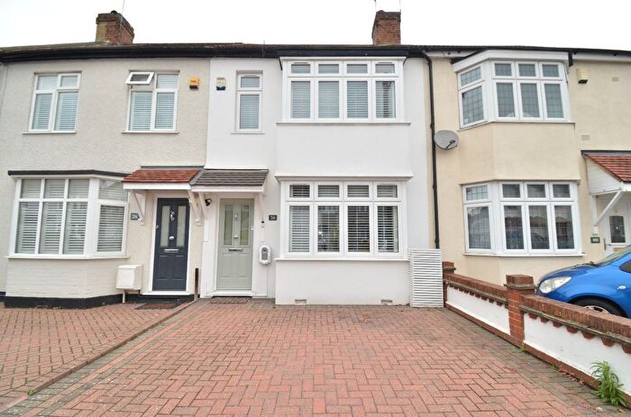 3 Bedroom Terraced House To Rent In Stafford Avenue, Hornchurch, RM11