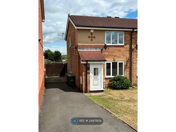2 Bedroom Semi-Detached House To Rent In Wenlock Gardens, Walsall, WS3