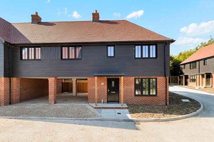 4 Bedroom Link Detached House For Sale In Short Lane, Alkham, Dover, CT15