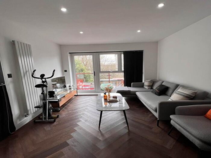 2 Bedroom Flat To Rent In Arbour Edge, King George V Drive East, Heath, CF14