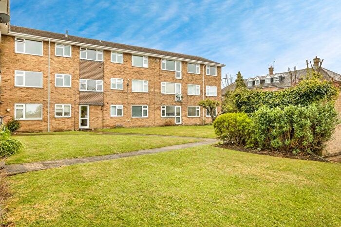 1 Bedroom Flat To Rent In Carlisle Avenue, St Albans, AL3