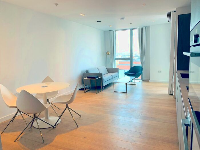 2 Bedroom Flat To Rent In City Road, London, EC1V