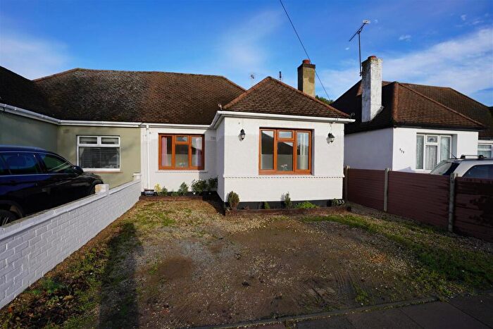 2 Bedroom Semi-Detached Bungalow To Rent In North Crescent, Southend-On-Sea, SS2