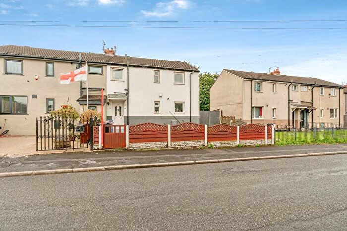 3 Bedroom Semi-detached House For Sale In Venice Avenue, Burnley, Lancashire, BB11