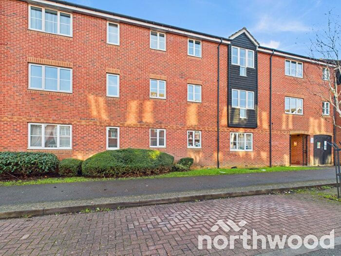 2 Bedroom Flat For Sale In Richard Hillary Close, South Willesborough, Ashford, TN24
