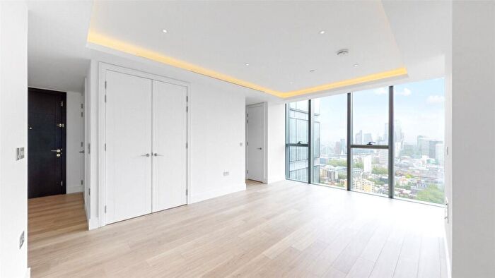 1 Bedroom Flat To Rent In Carrara Tower, London, EC1V