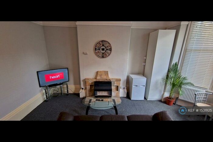 1 Bedroom Flat To Rent In Princes Avenue, Hull, HU5