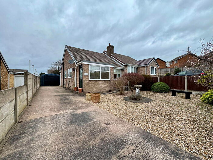 2 Bedroom Semi Detached House For Sale In Burnham Way, Darfield, Barnsley, S73