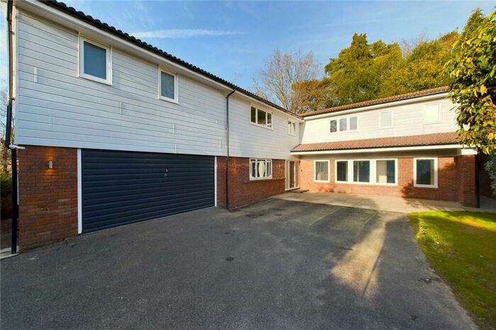 5 Bedroom Detached House To Rent In West Lane, East Grinstead, West Sussex, RH19