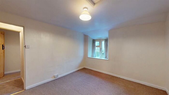 2 Bedroom Semi-Detached House To Rent In Newtown, Easton On The Hill, PE9
